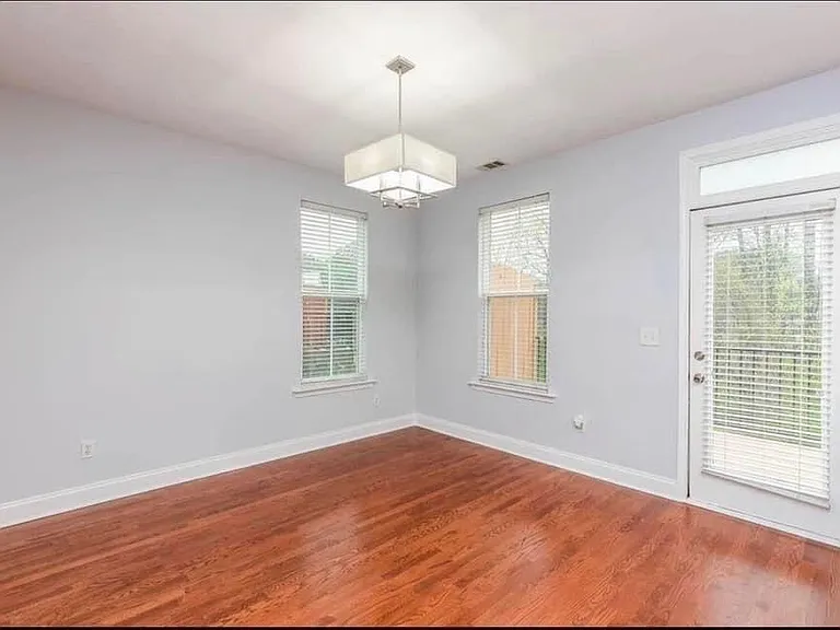 5999 Brookside Oak Cir — Photo 24