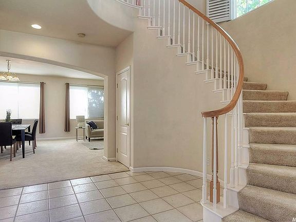2nd image of 4657 Breckinridge Ct