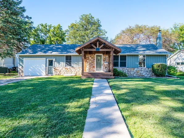 49 11th St, Woodbine, IA 51579
