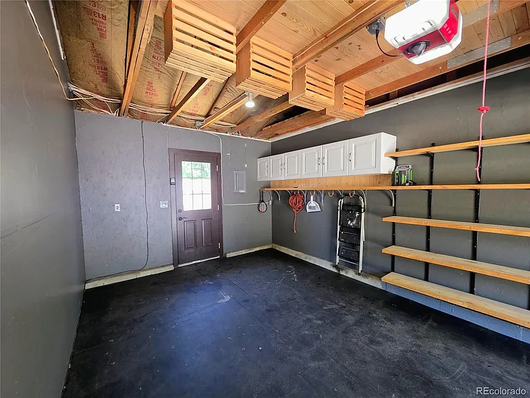 334 Wooster Ave — Photo 36