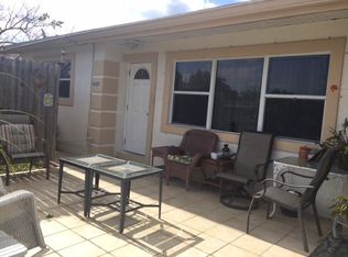4122 Winchester Ln, West Palm Beach, FL 33406