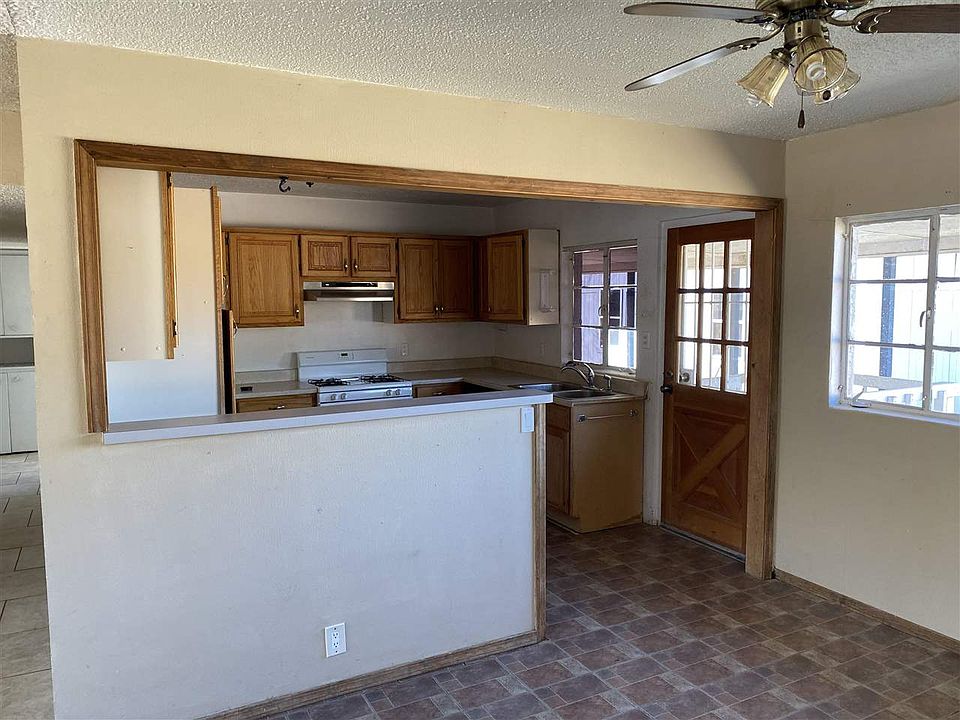 2207 Pecan Dr Alamogordo NM 88310 Zillow