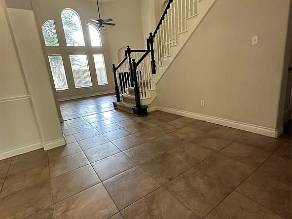2nd image of 3730 Northshore Dr