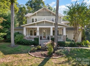 302 Yellowood Ln, Asheville, NC 28803