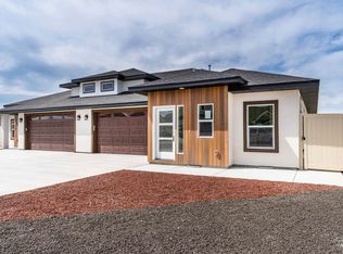 770 Shadowleaf Ave, Twin Falls, ID 83301