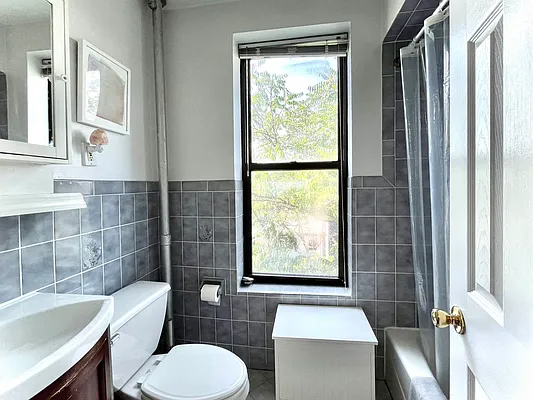 Rented by Brown Harris Stevens | media 9