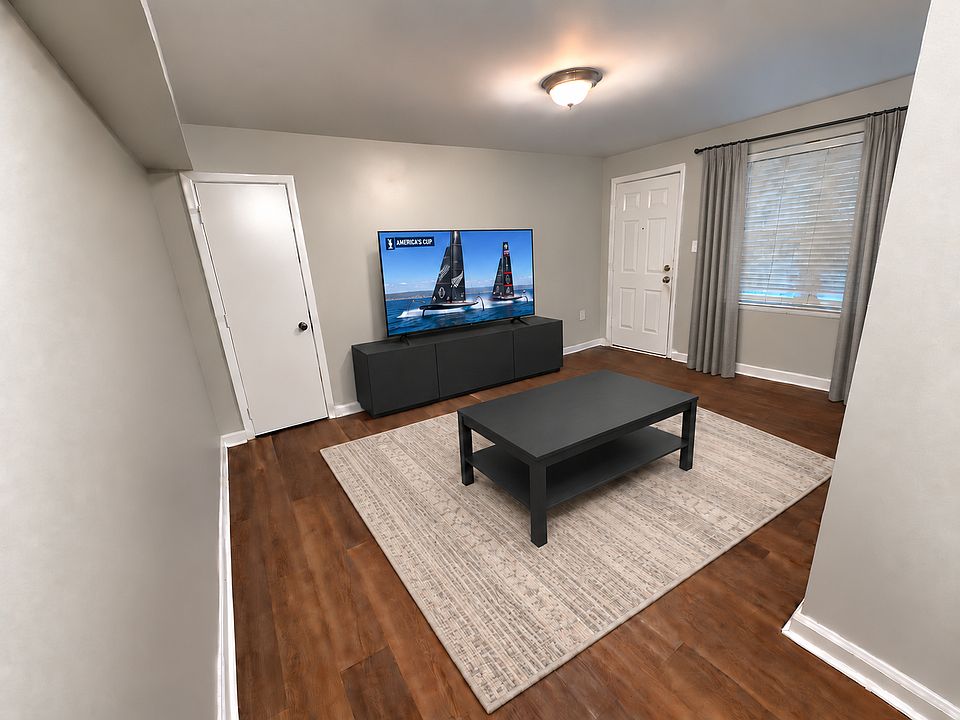 1st image of 313 2nd Ave #1