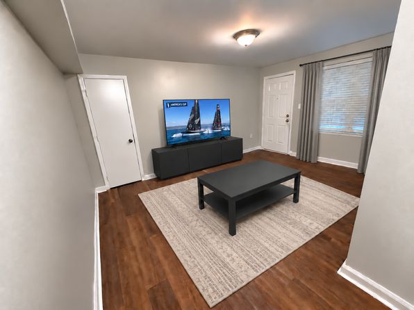 313 2nd Ave #1