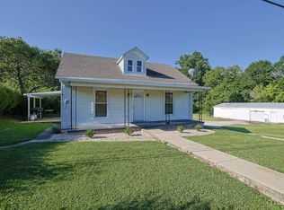 525 W Ellis St, Milan, IN 47031