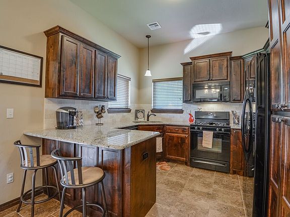 5th image of 3509 Tecumseh Dr