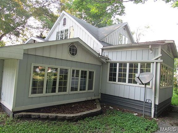 4th image of 603 Mill St