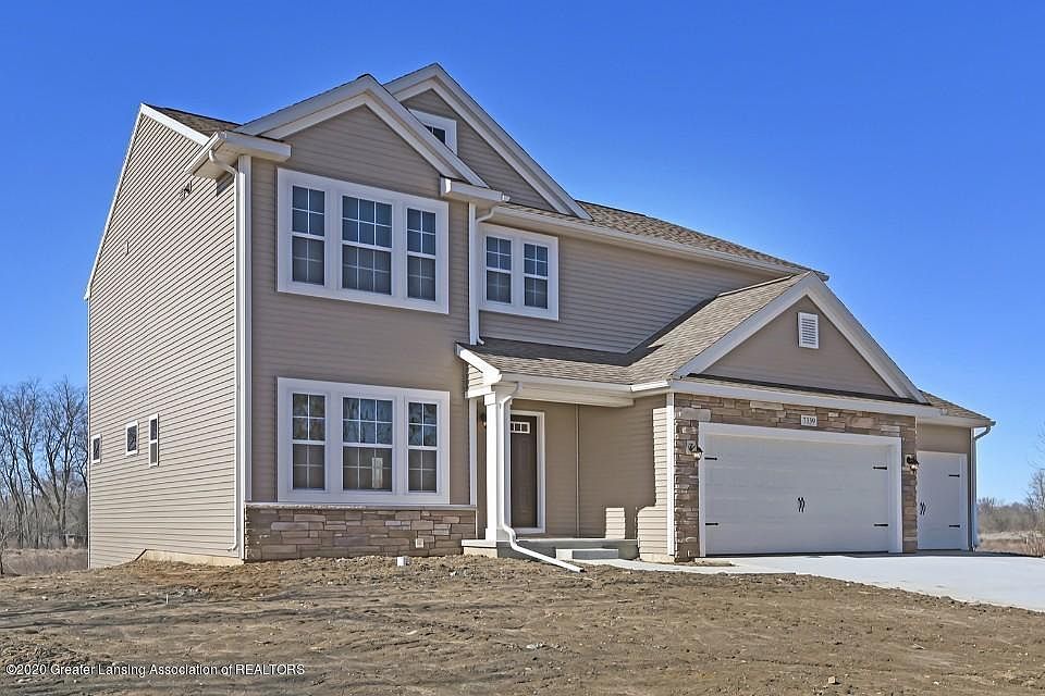 1st image of 1638 Royal Crescent Dr