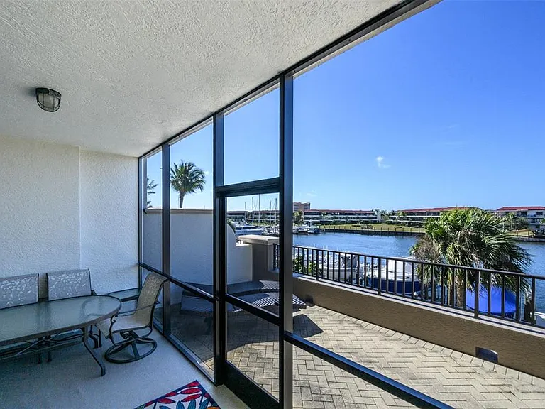 3313 Sunset Key Cir #104 — Photo 48