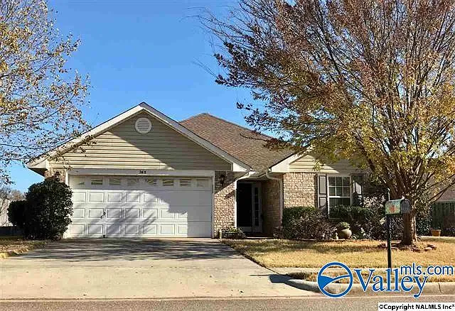 268 Shadow Ct SW