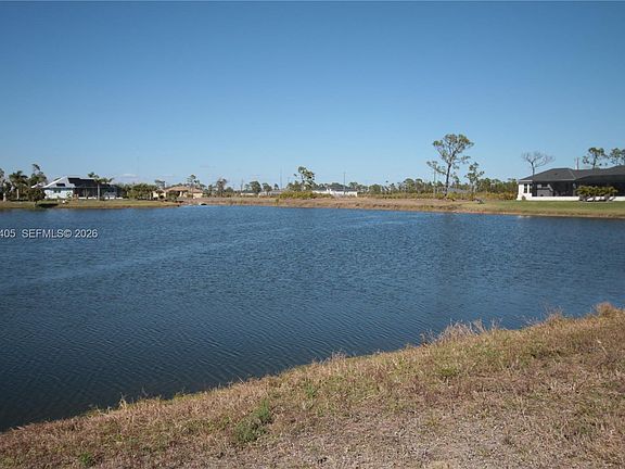 3rd image of 28 Harness Rd