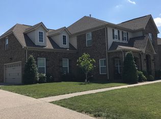138 Windmill Pointe Cir, Hendersonville, TN 37075