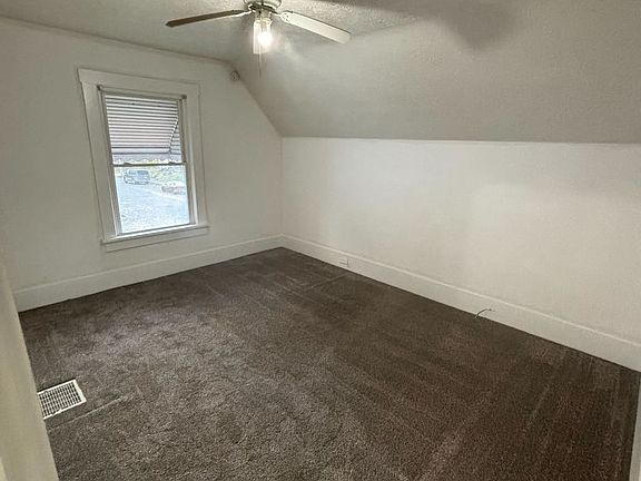 2nd image of 106 6th St NW