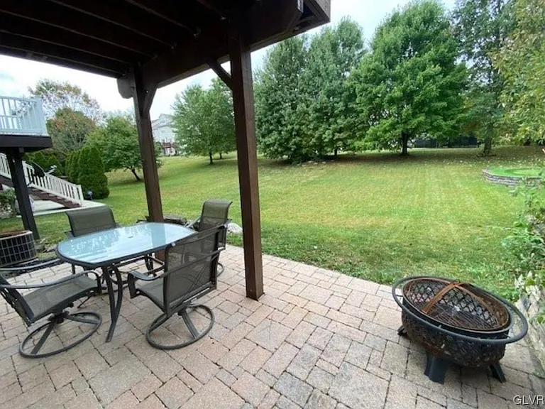 5607 Spring Ridge Dr W — Photo 27