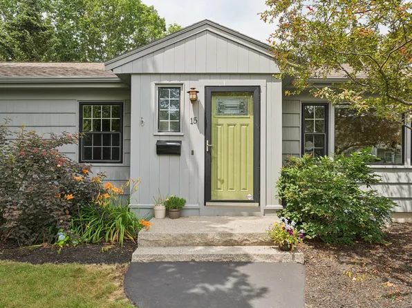 15 Cheverus Road, Cape Elizabeth, ME 04107