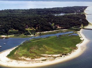 32845 Main Rd, Cutchogue, NY 11935