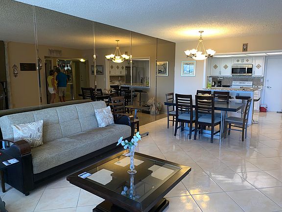 5th image of 3750 Galt Ocean Dr APT 1108