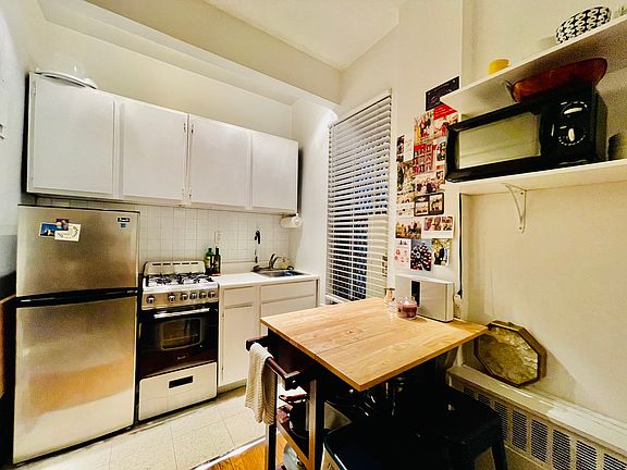 3rd image of 2790 Broadway APT 4F
