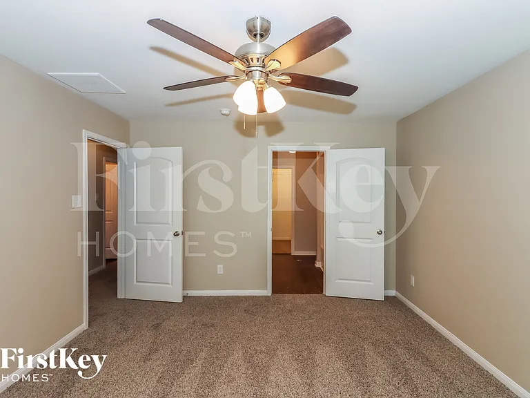 8015 Distant Harbor Rd — Photo 7