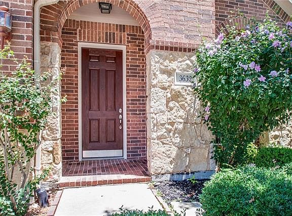 2nd image of 3632 Nandina Dr
