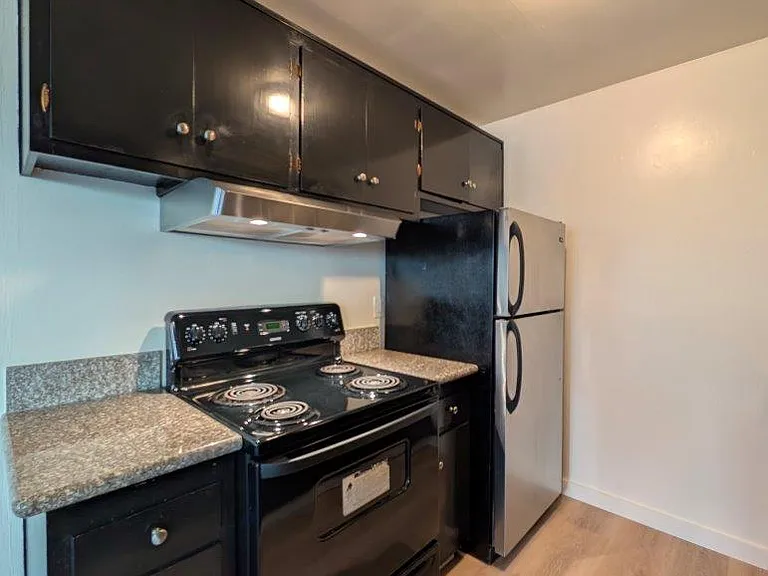 2607 Ellsworth Street — Photo 14