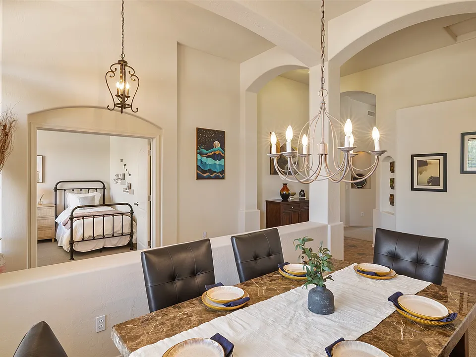 4577 E Buckhorn Trl