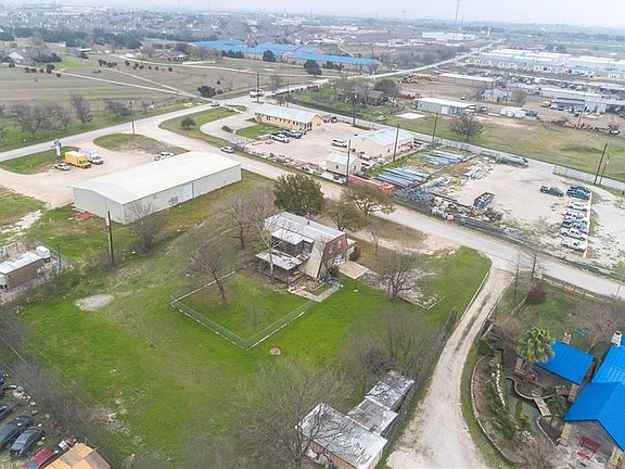 2nd image of 20500 Keilman Ln
