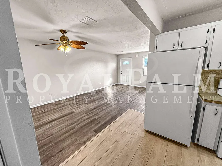 3744 Estelle Ave — Photo 16