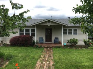 170 E 4th Ave, Sutherlin, OR 97479