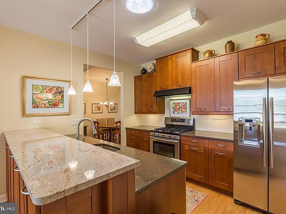 5th image of 12322 Macrina Ct