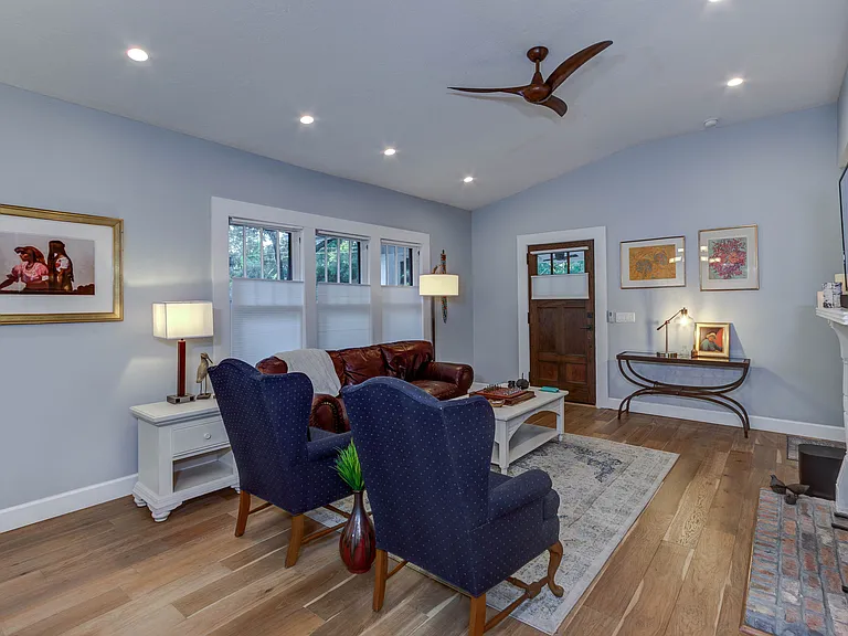1201 Palmetto Ave — Photo 6