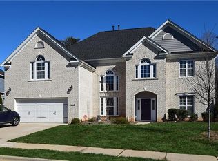 718 Sugarberry Ln, Greensboro, NC 27455