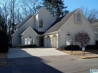 2912 Summerwood Cir, Birmingham, AL 35242