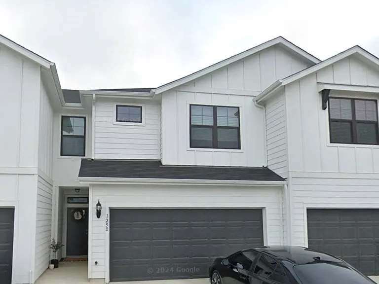 125 Threshing Rd — Photo 1