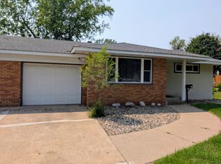 6114 Star Ln NE, Fridley, MN 55432