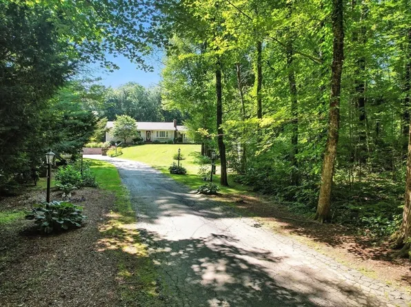 139 Griffin St, Palmer, MA 01069