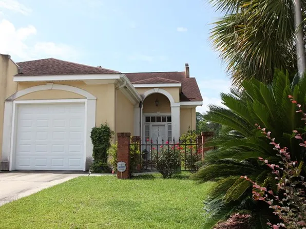 1713 Villa Dr, Moultrie, GA 31768