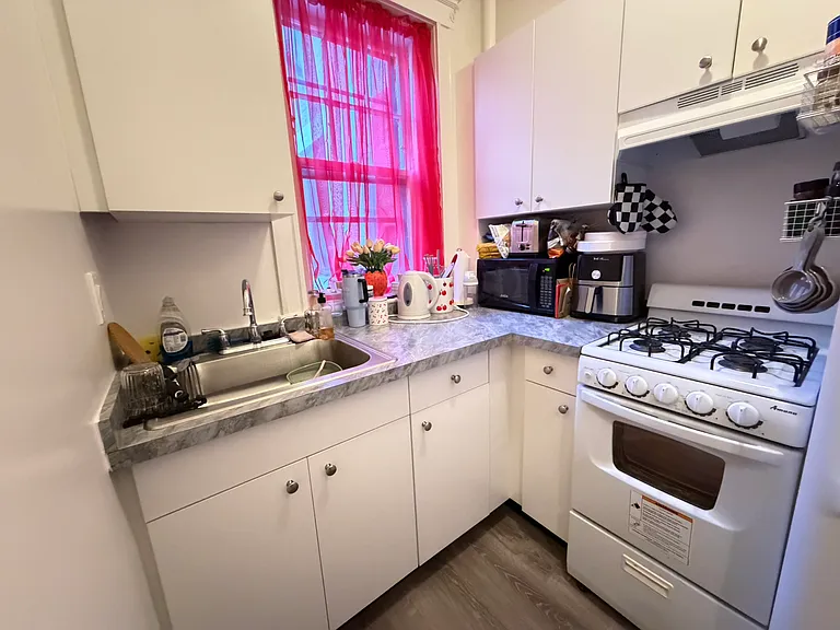 311 Allston St #9 — Photo 3