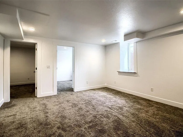 5139 Alcott St — Photo 15