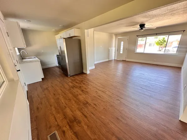1050 Manhattan St #A, Reno, NV 89512