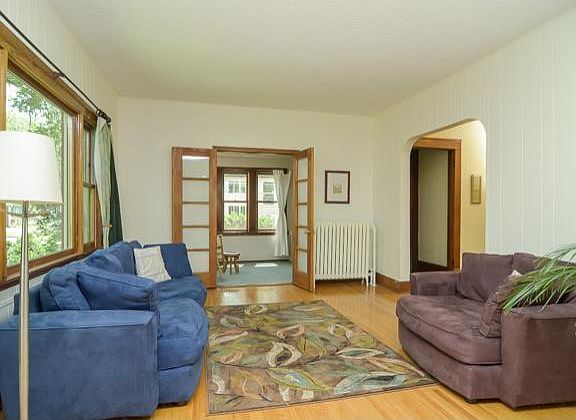 4th image of 2808 E 29th St