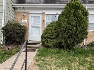 6425 Washington Sq, Glen Burnie, MD 21061