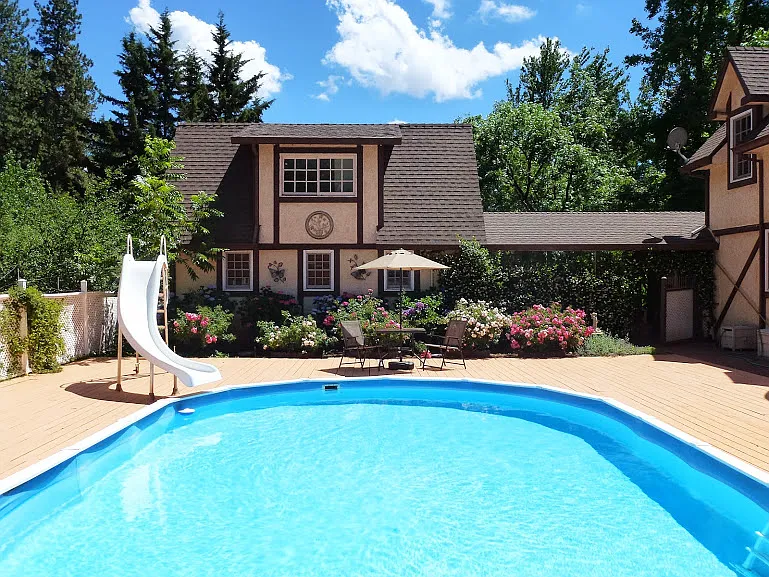 1569 Bille Rd photo 1