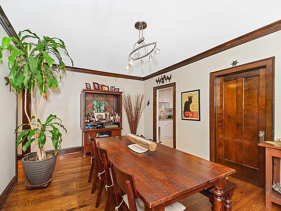 5th image of 3312 N Oakley Ave #2N