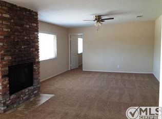 12796 Saratoga Rd, Apple Valley, CA 92308