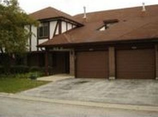 9133 Fairmont Ct, Orland Park, IL 60462